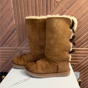 UGG Bow Accent Shearling-Lined Suede Winter Boots - Chestnut Brown